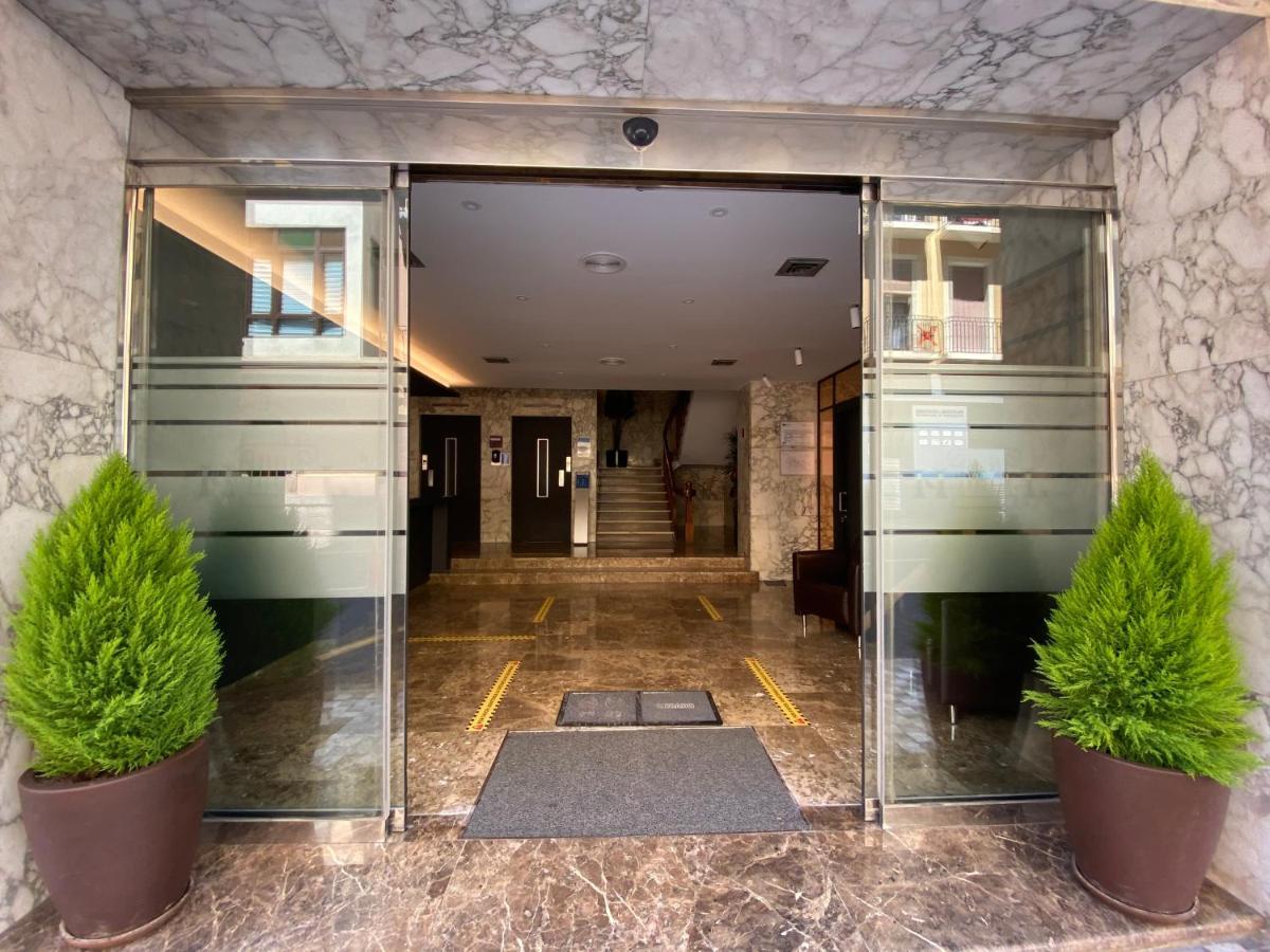 Hotel Leuka Alicante Bagian luar foto