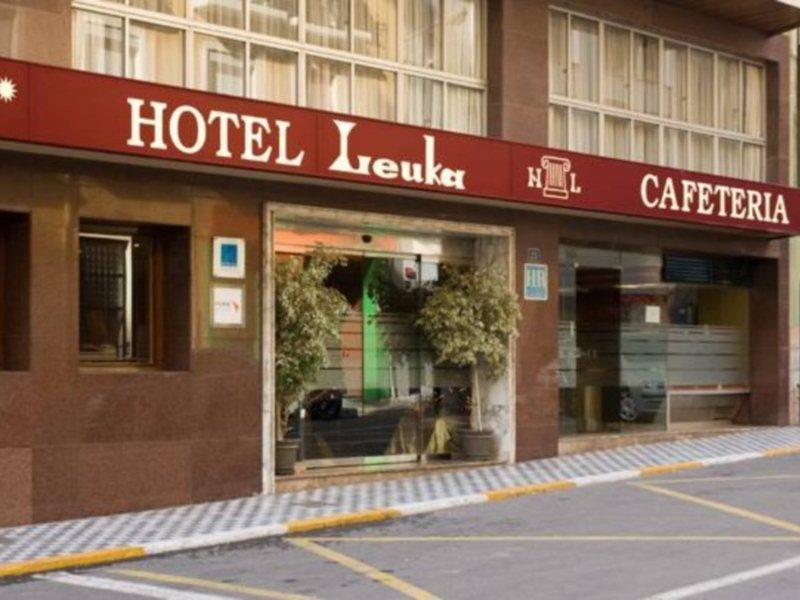 Hotel Leuka Alicante Bagian luar foto